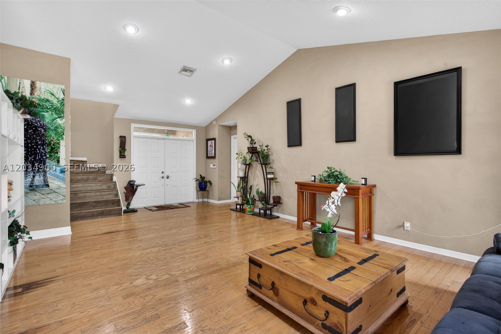 WINSTON PARK - Residential