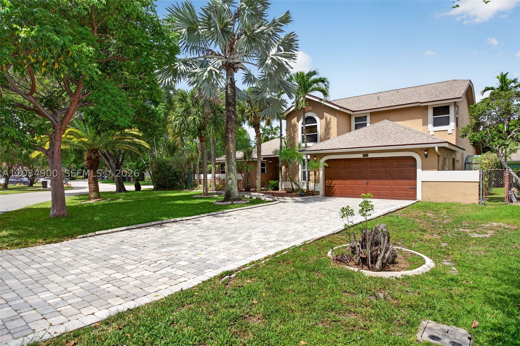 WINSTON PARK - Residential