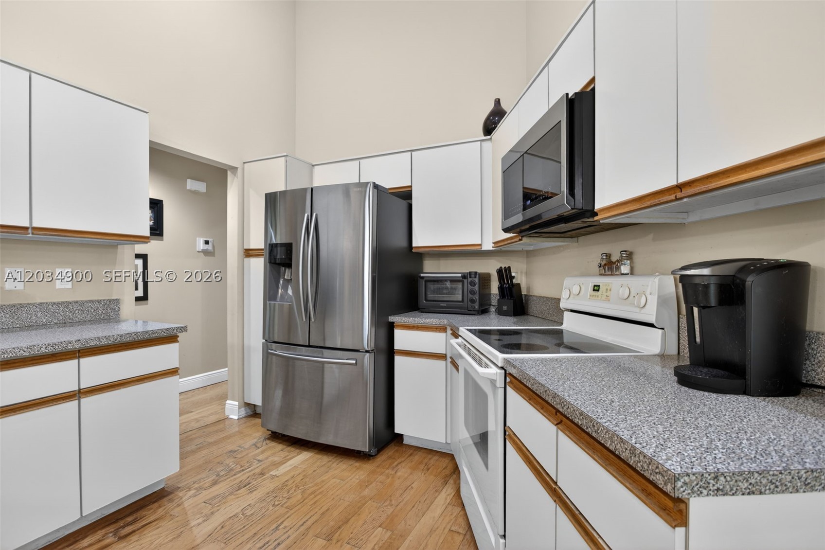 WINSTON PARK - Residential