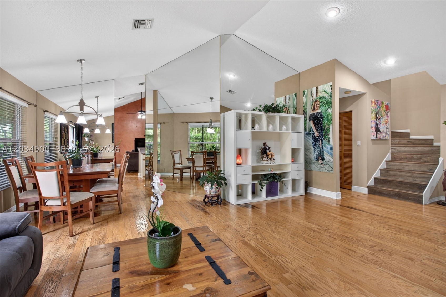 WINSTON PARK - Residential