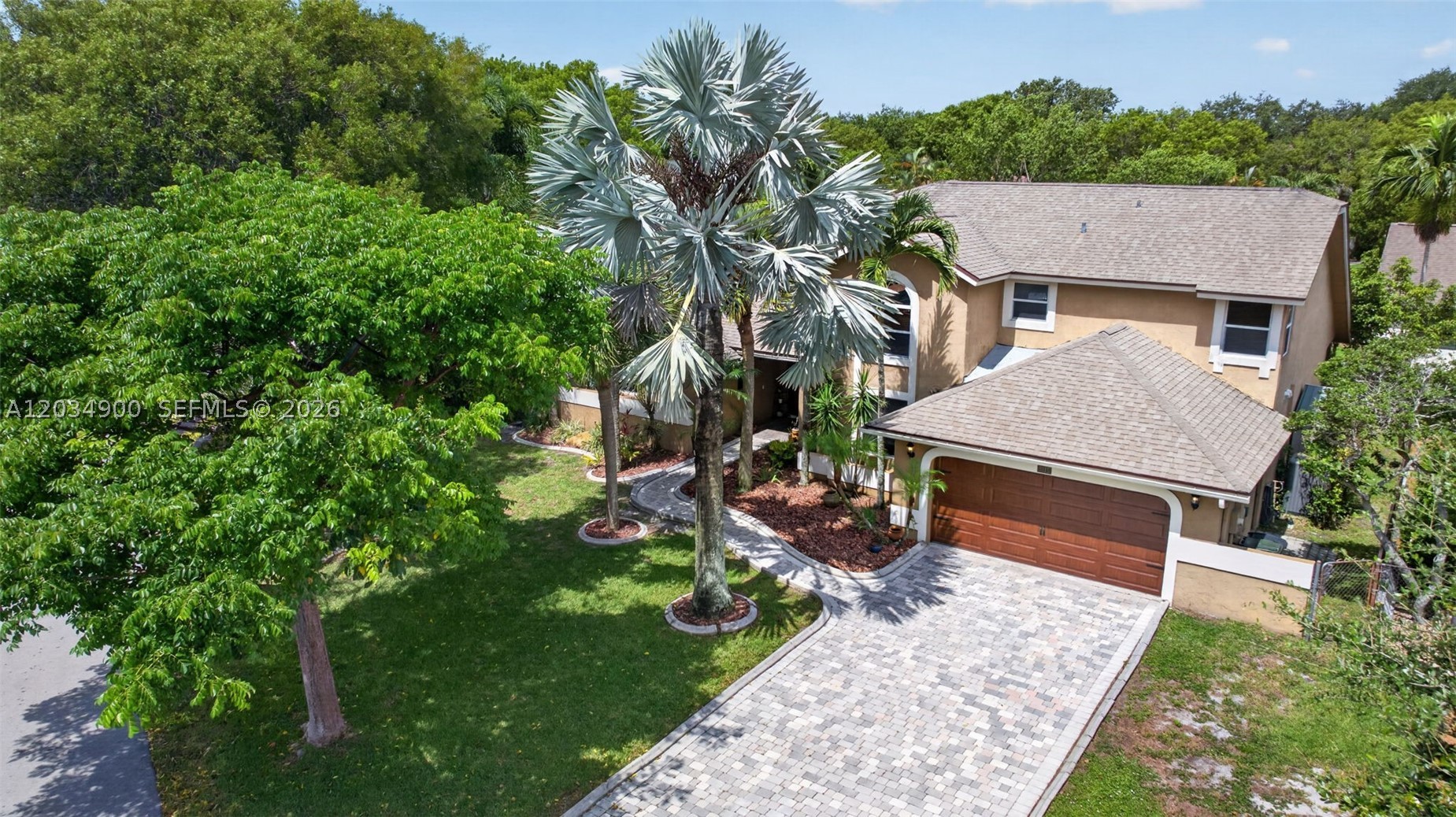WINSTON PARK - Residential