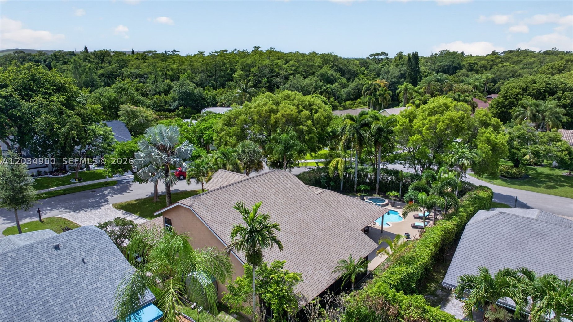 WINSTON PARK - Residential
