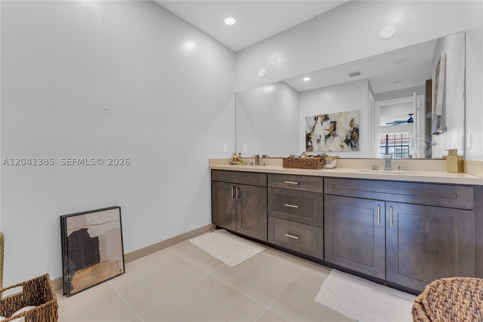 PEMBROKE LAKES SOUTH - Residential