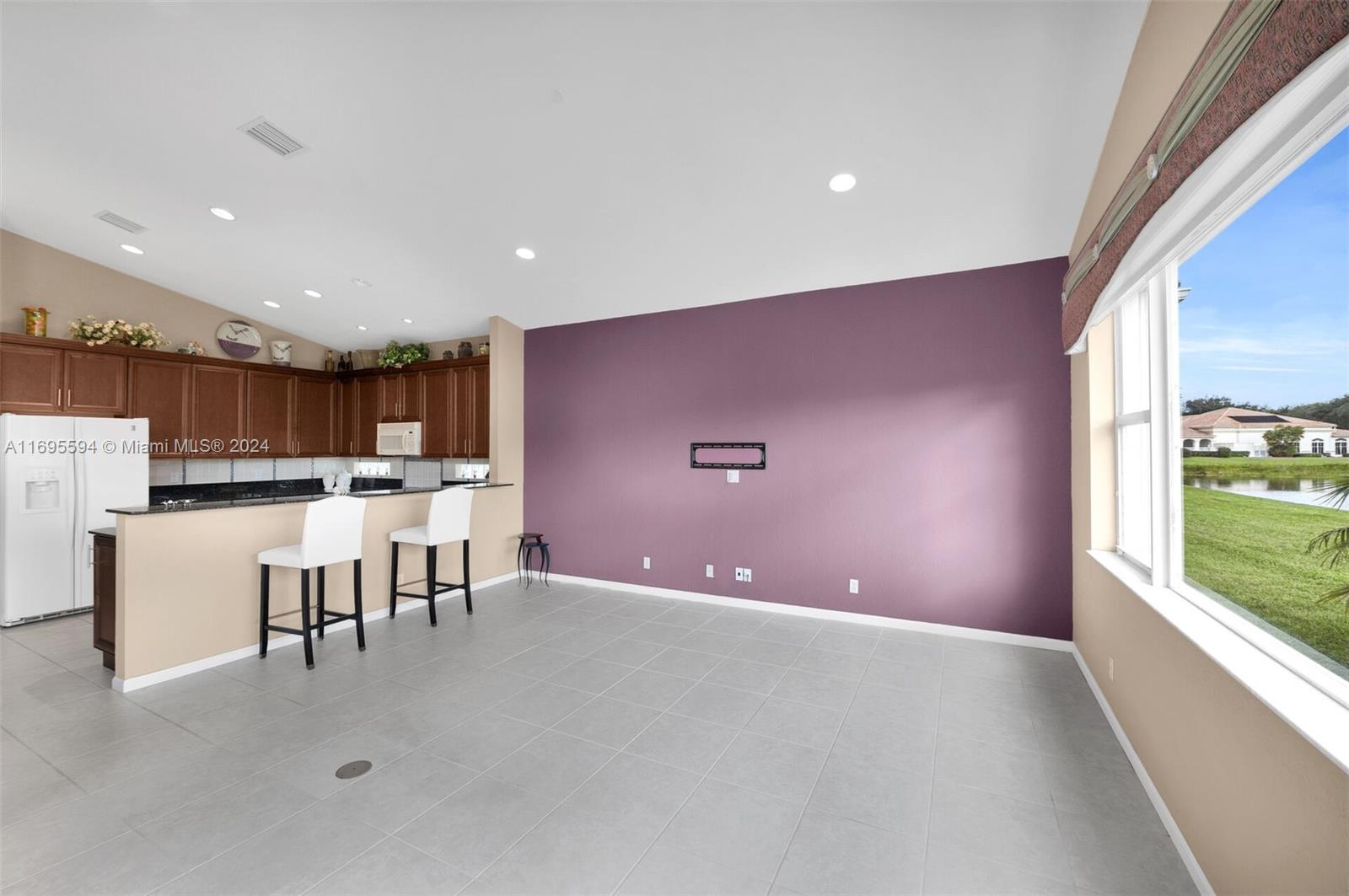 AVALON ESTATES - Residential