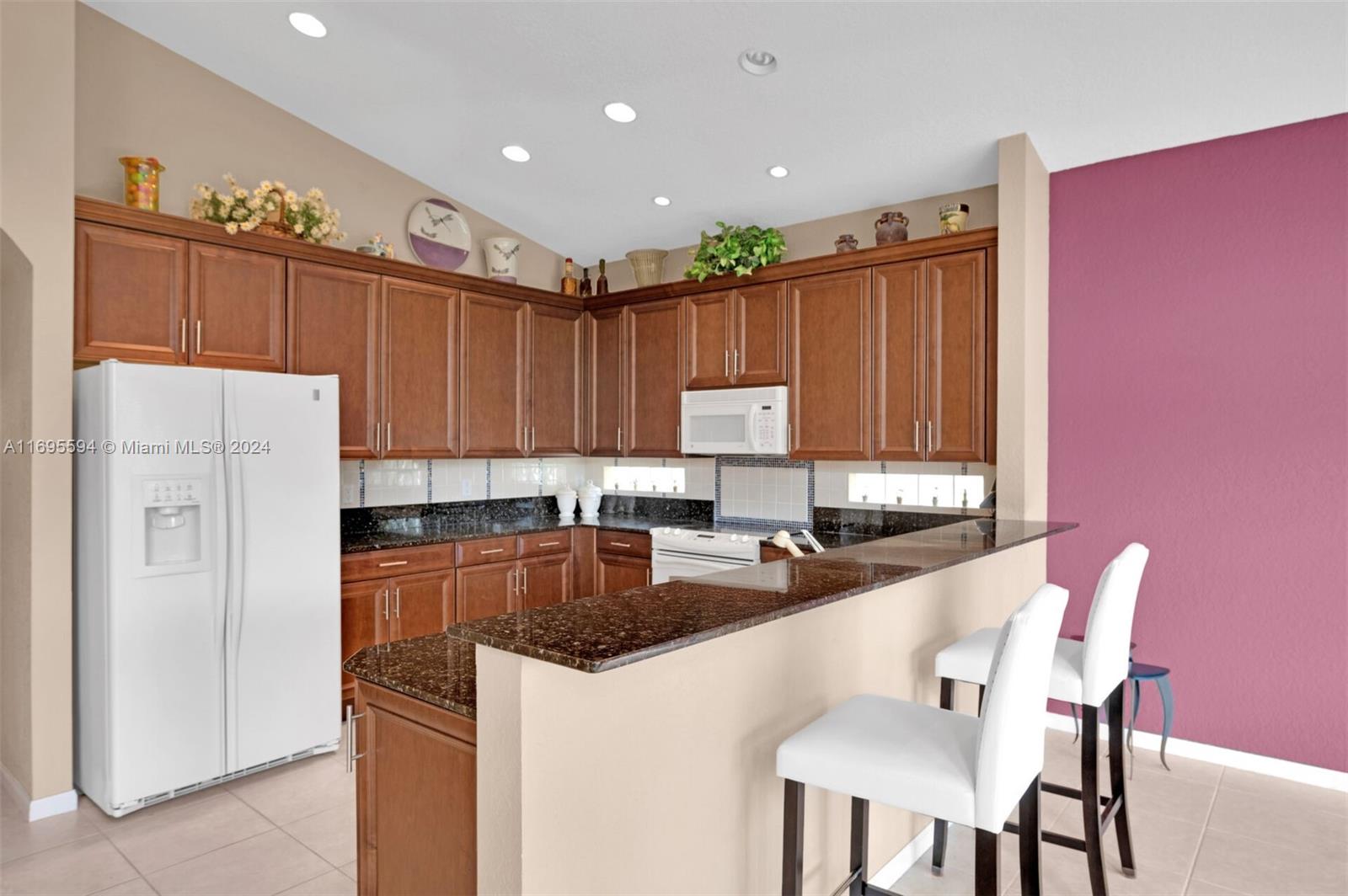 AVALON ESTATES - Residential