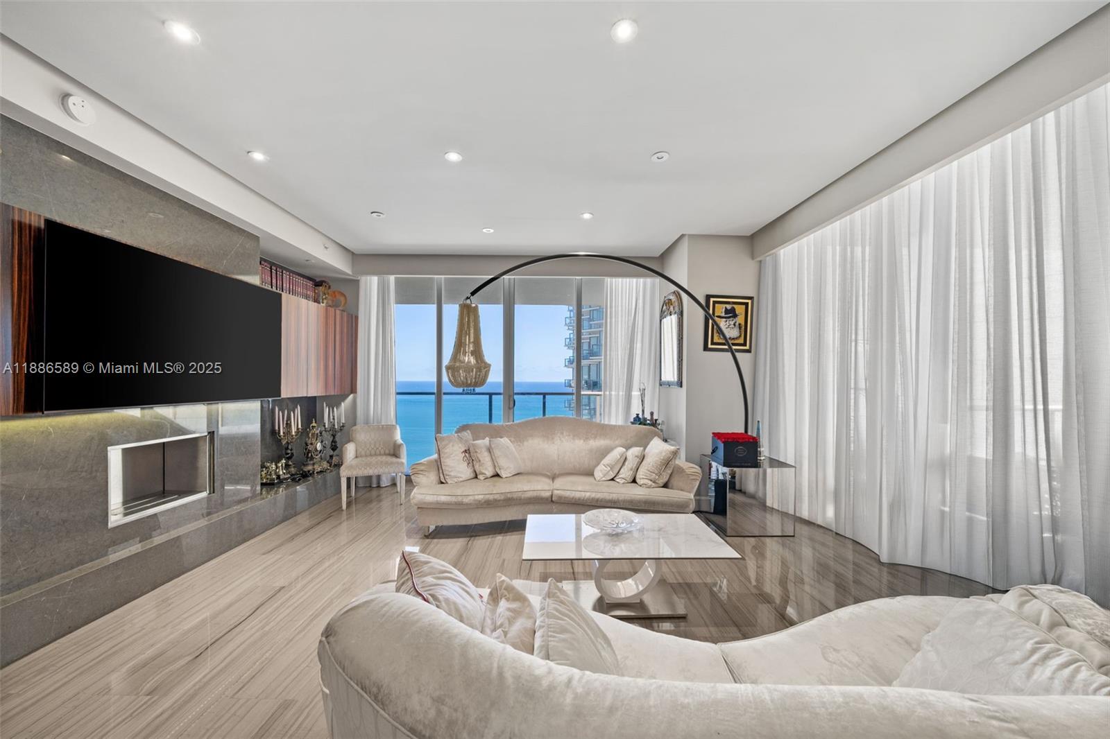 St. Regis Bal Harbour - Residential