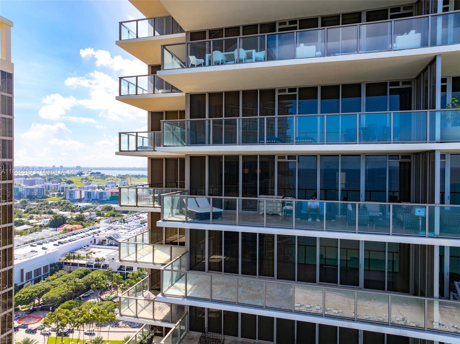 St. Regis Bal Harbour - Residential