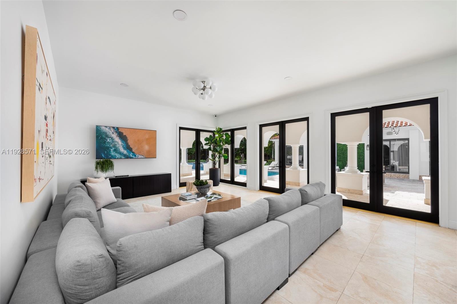 MELNOR ESTATES - Residential
