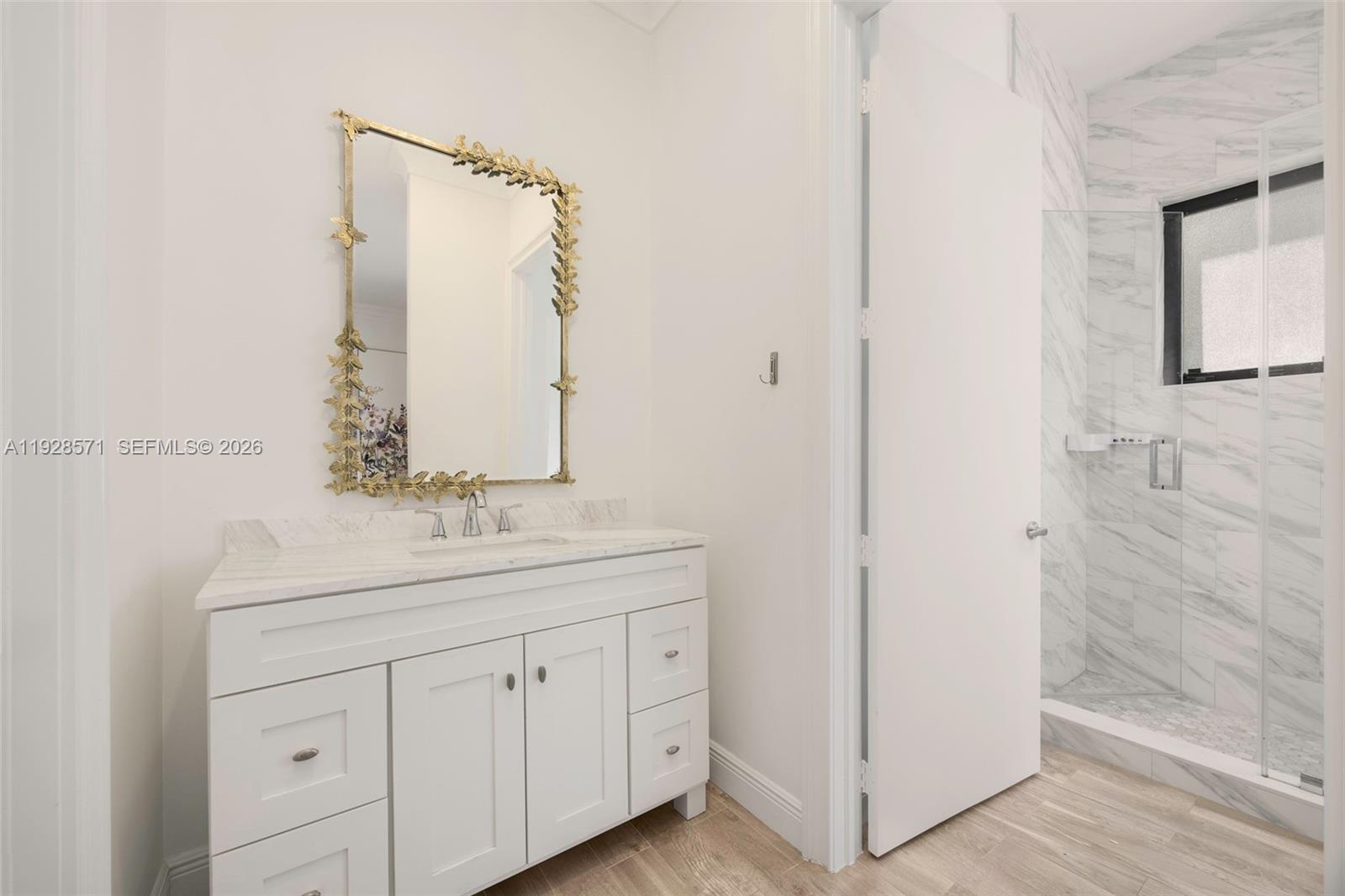 MELNOR ESTATES - Residential