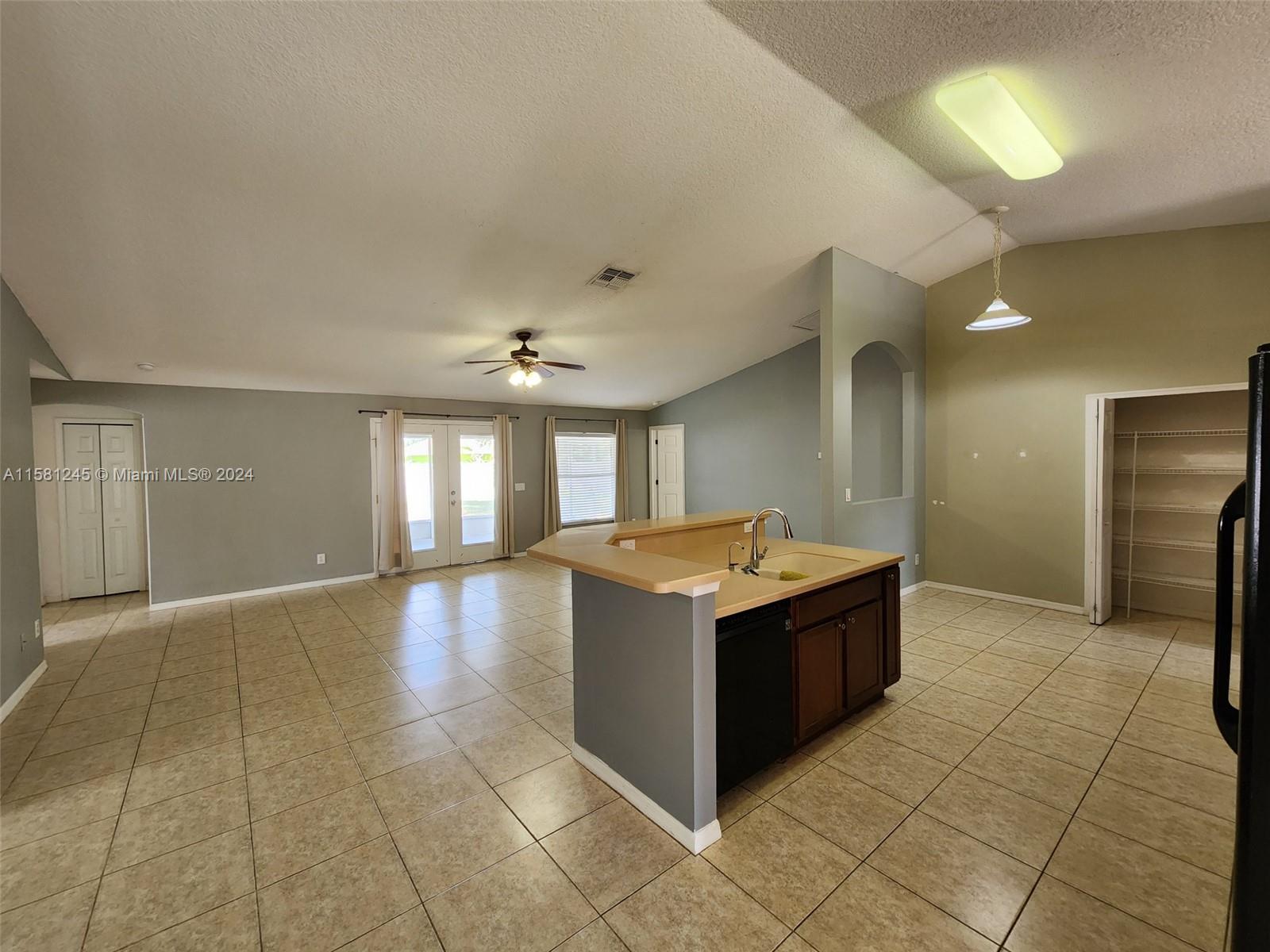 PORT ST LUCIE SECTION  34 - Residential Lease