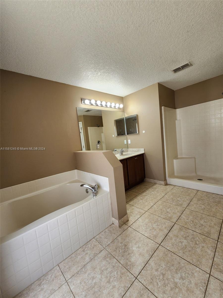 PORT ST LUCIE SECTION  34 - Residential Lease