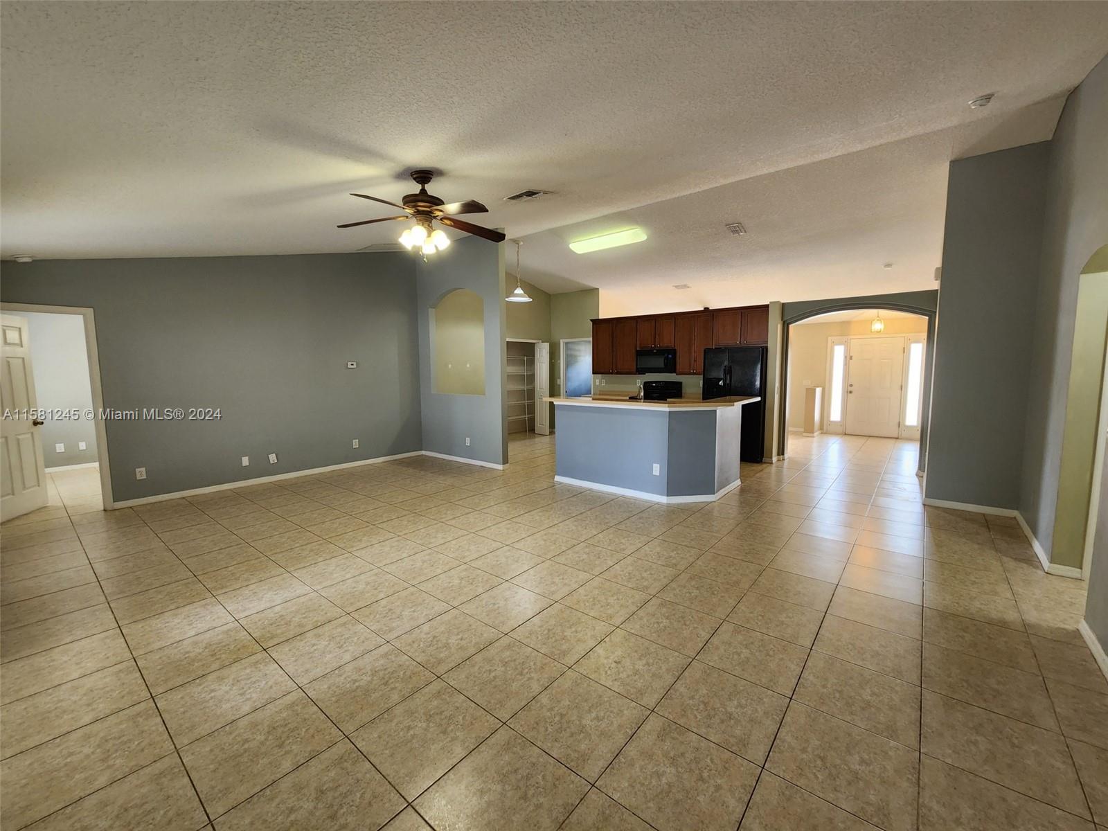 PORT ST LUCIE SECTION  34 - Residential Lease