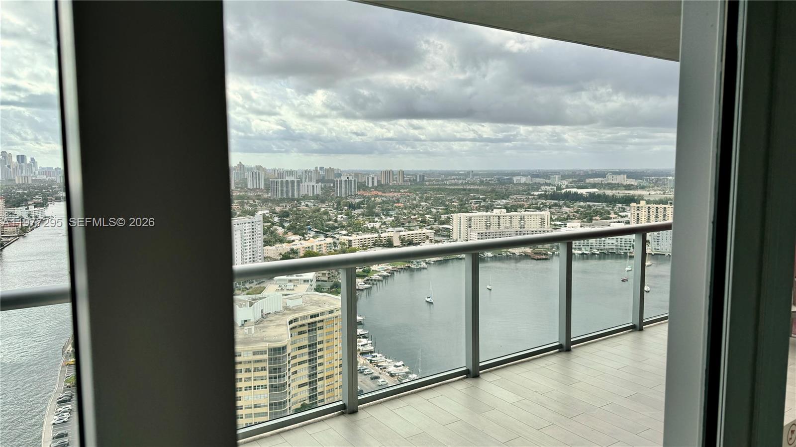 BEACHWALK CONDOMINIUM - Residential