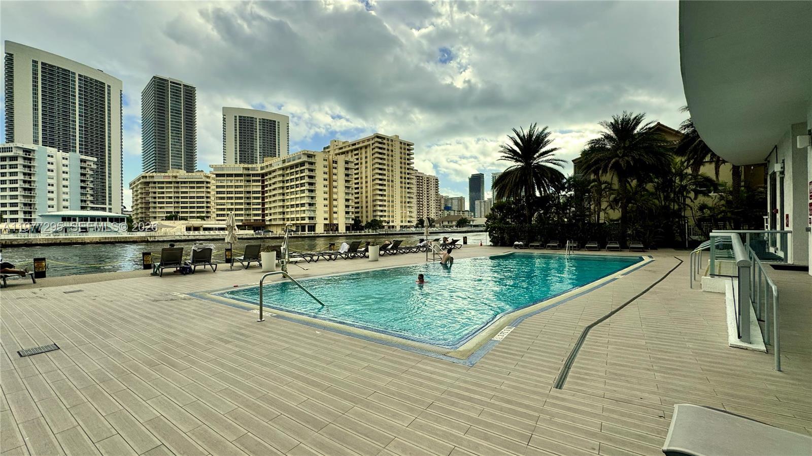 BEACHWALK CONDOMINIUM - Residential