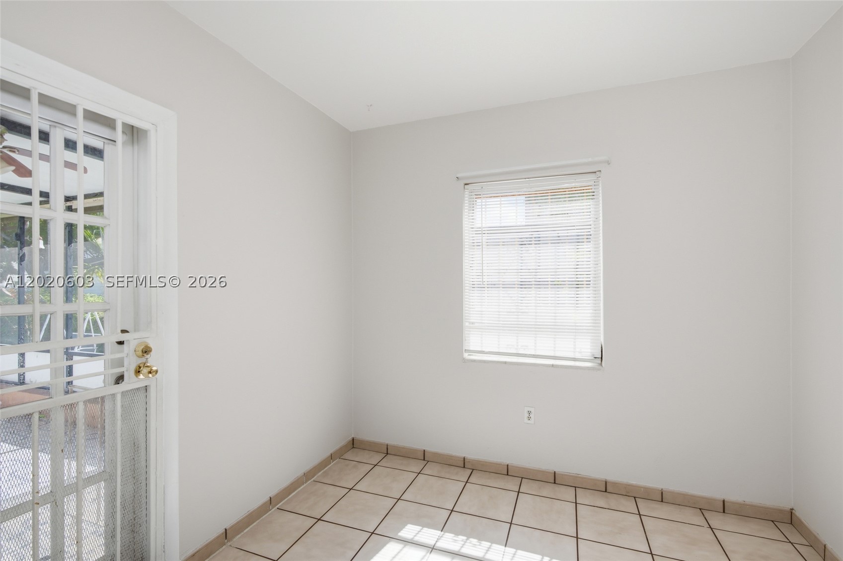 GABLES MANOR SUB - Residential Income