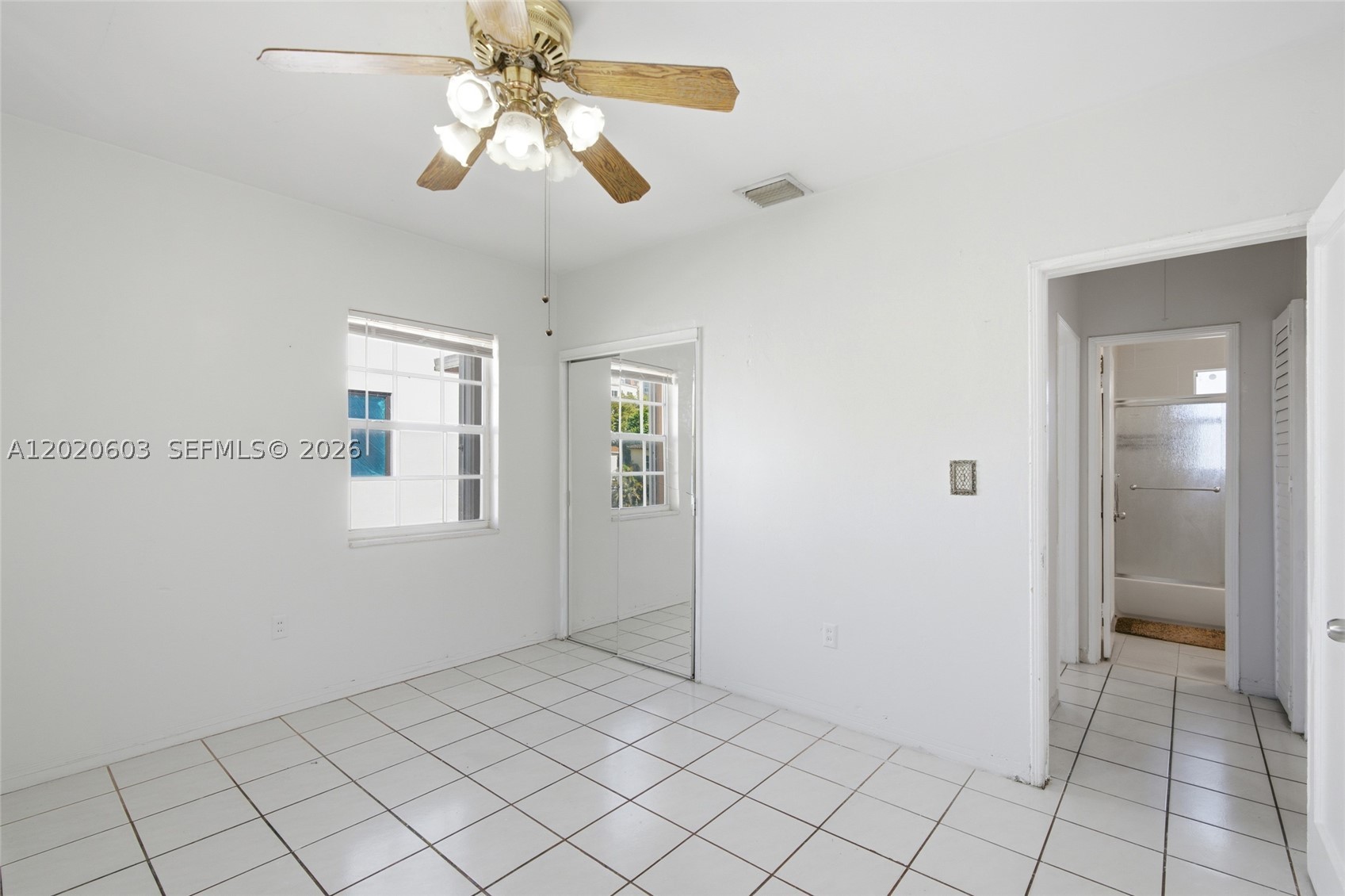 GABLES MANOR SUB - Residential Income