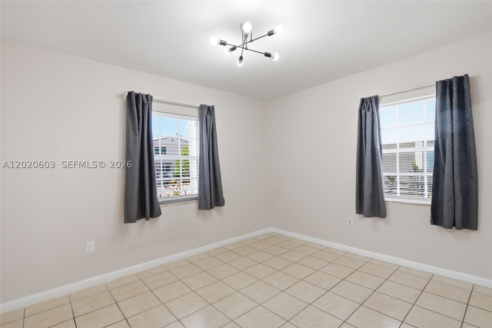 GABLES MANOR SUB - Residential Income