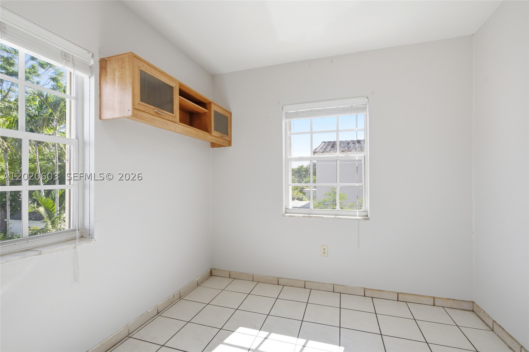 GABLES MANOR SUB - Residential Income