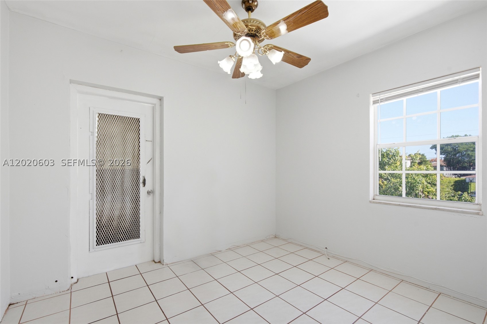 GABLES MANOR SUB - Residential Income