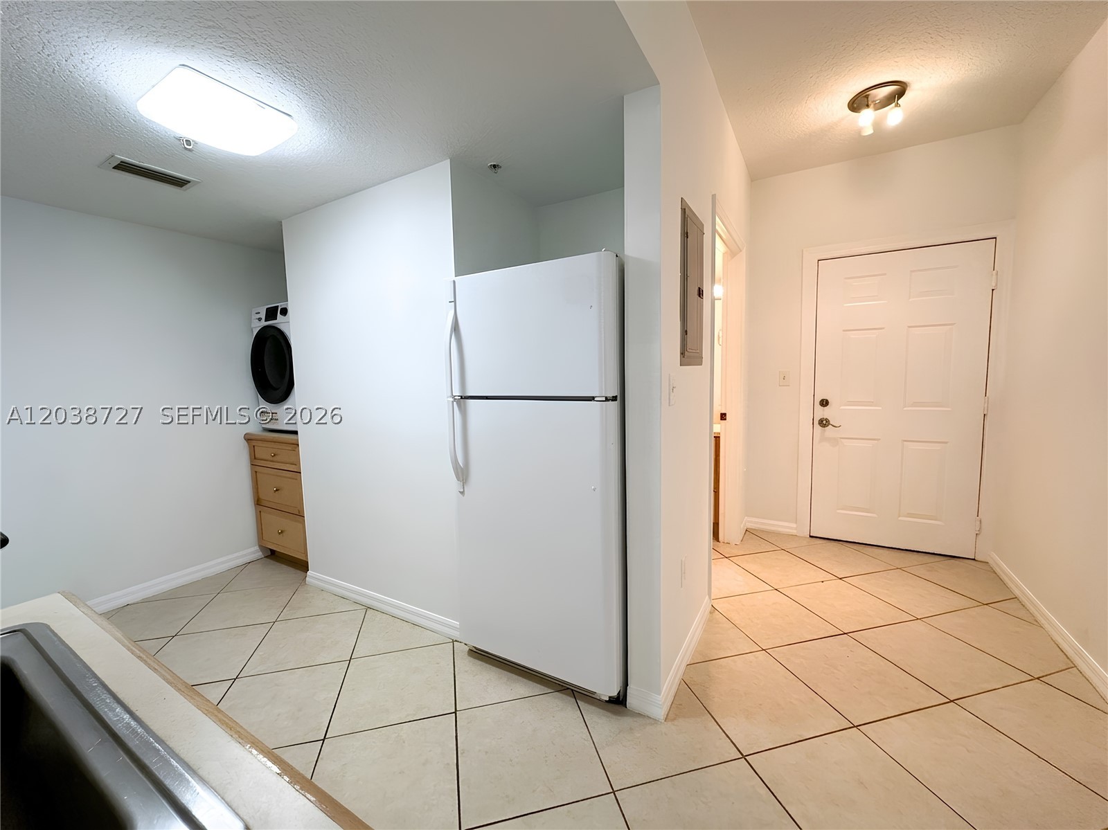 DIXIE GROVE RESIDENCES CO - Residential