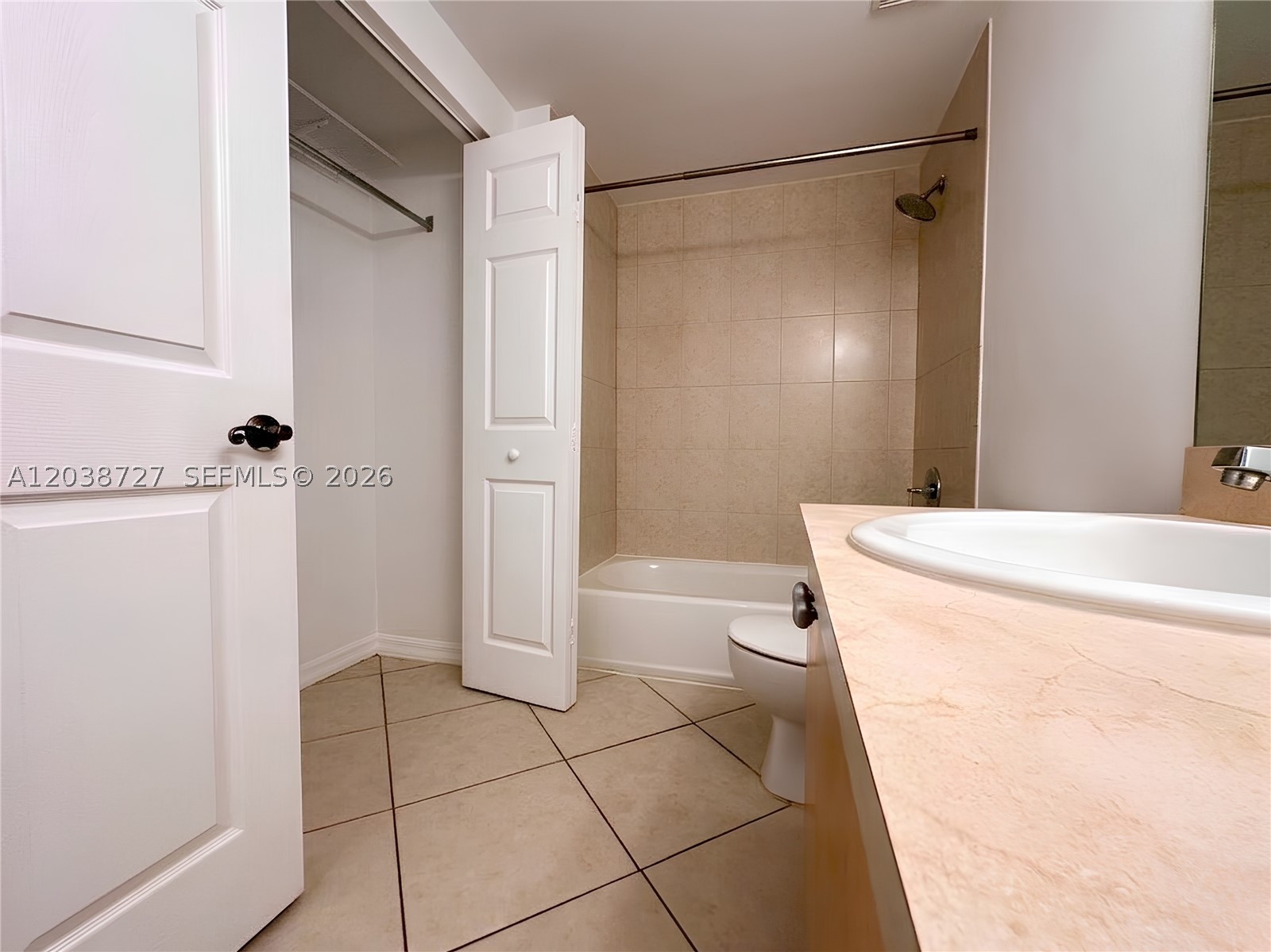 DIXIE GROVE RESIDENCES CO - Residential