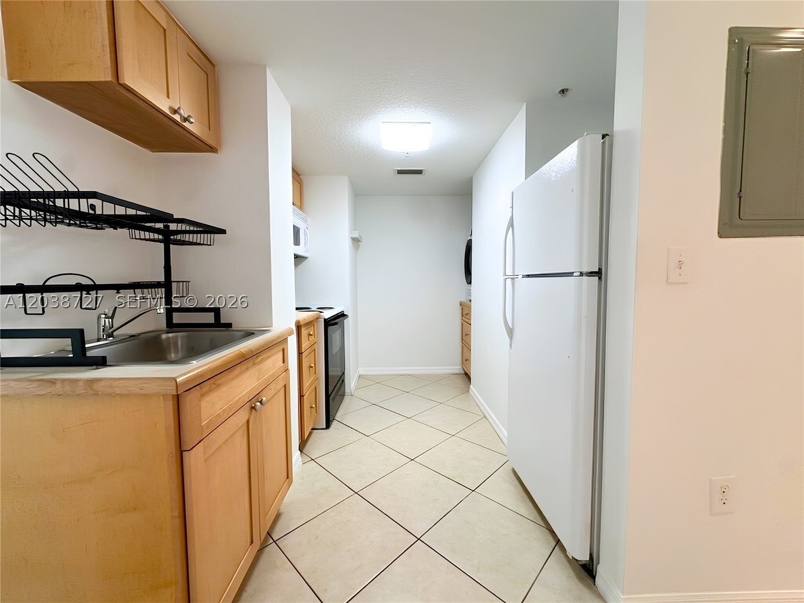DIXIE GROVE RESIDENCES CO - Residential
