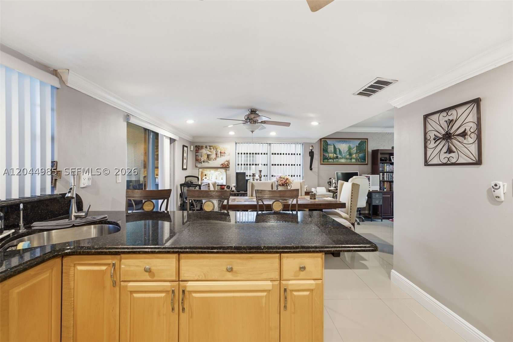 KENDALE LAKES TOWNHOUSE C - Residential