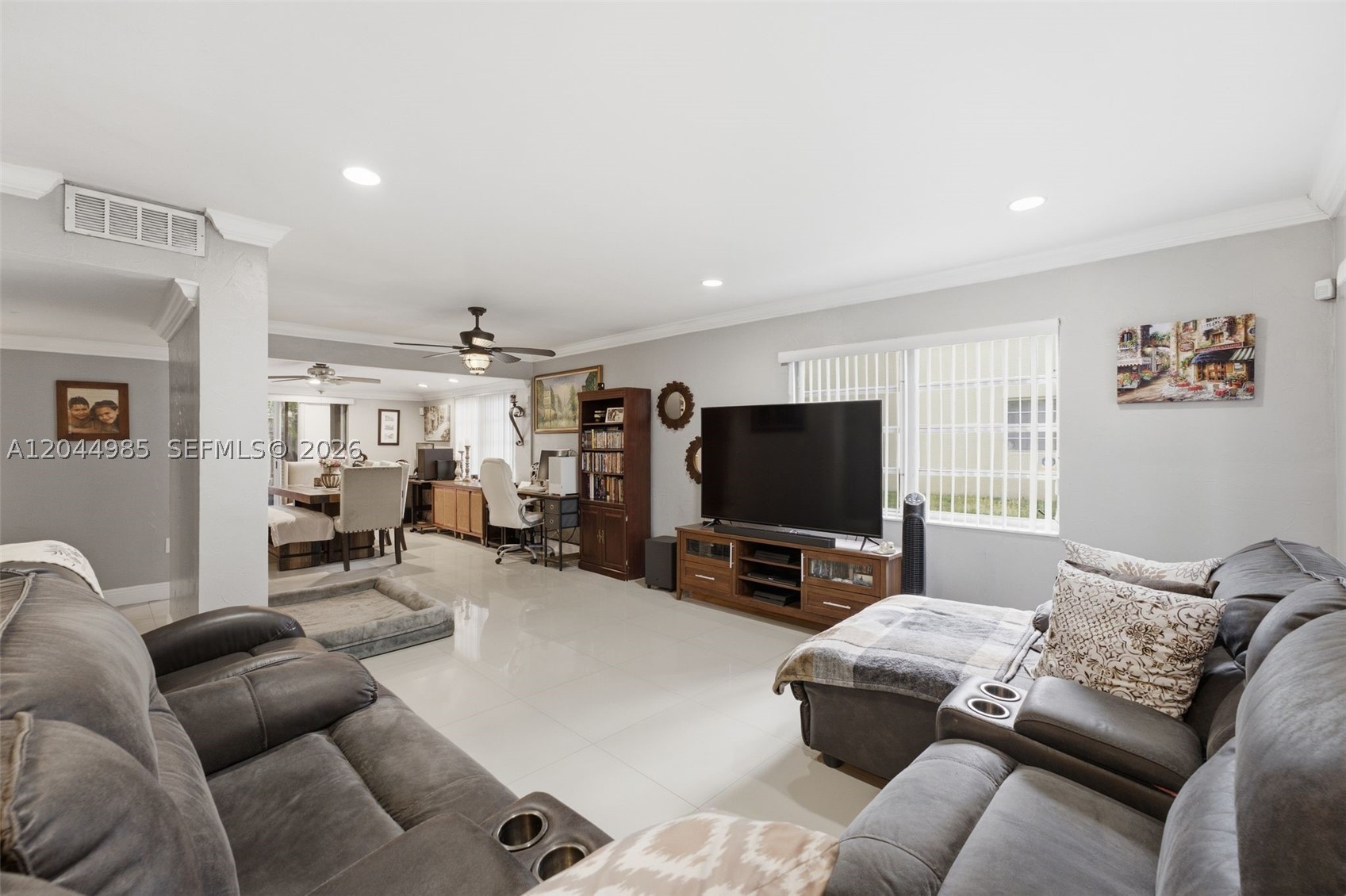 KENDALE LAKES TOWNHOUSE C - Residential