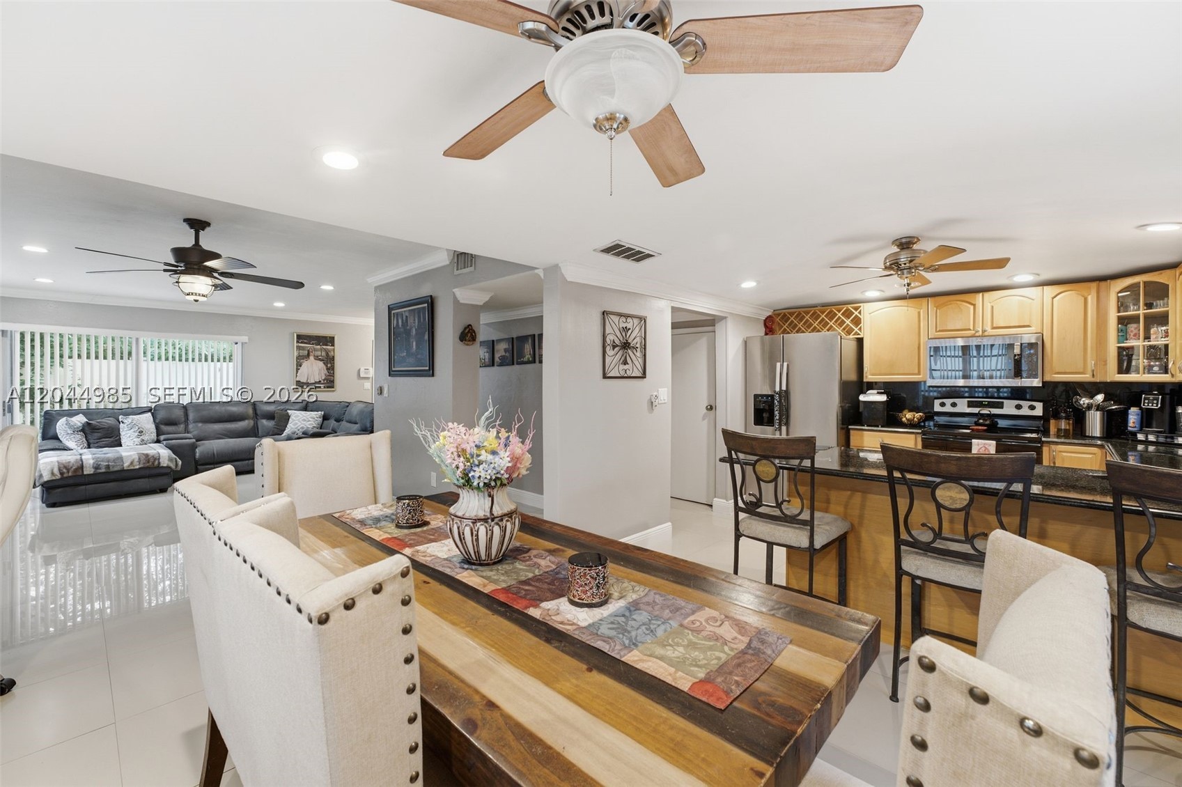 KENDALE LAKES TOWNHOUSE C - Residential