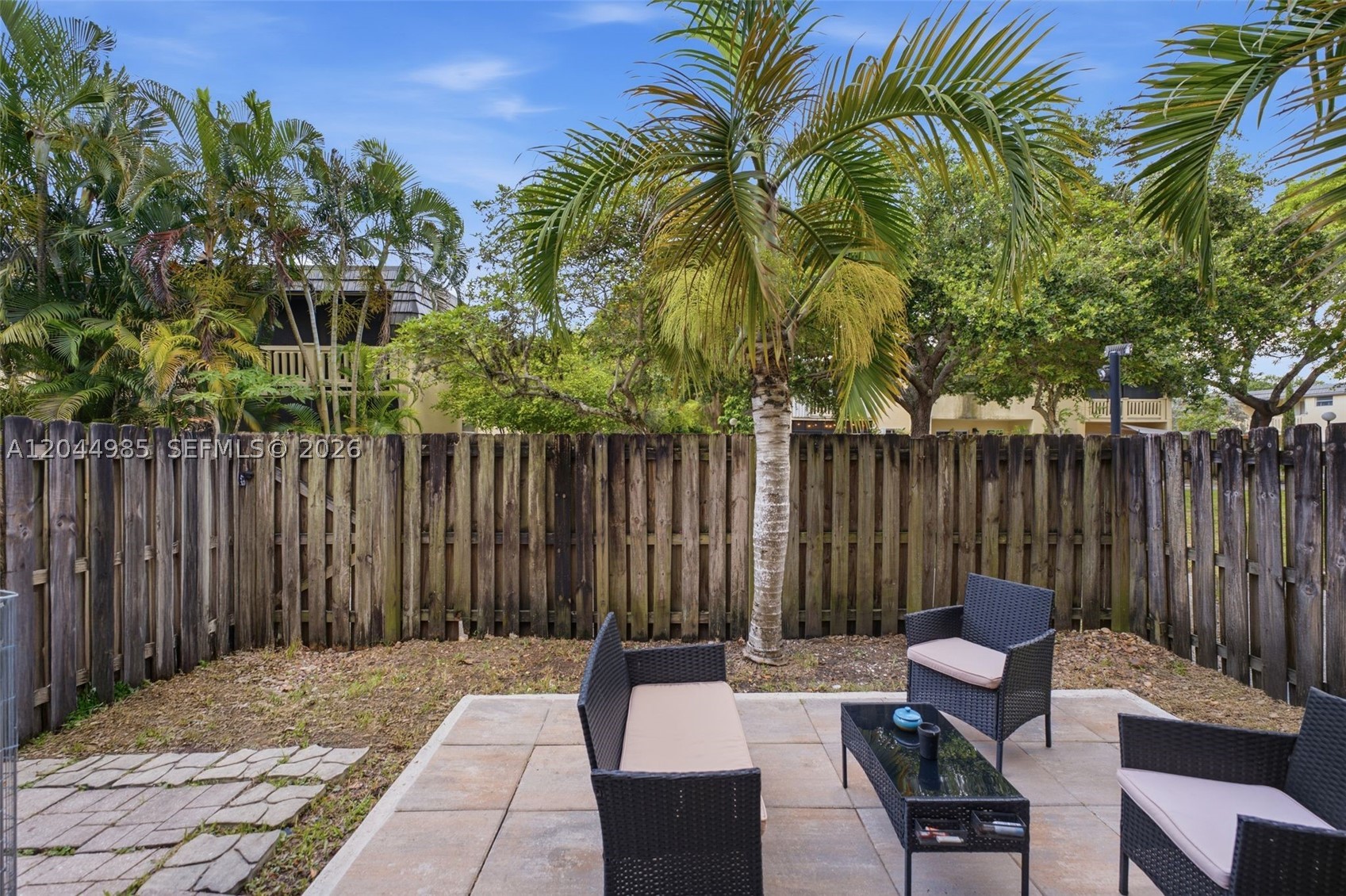 KENDALE LAKES TOWNHOUSE C - Residential