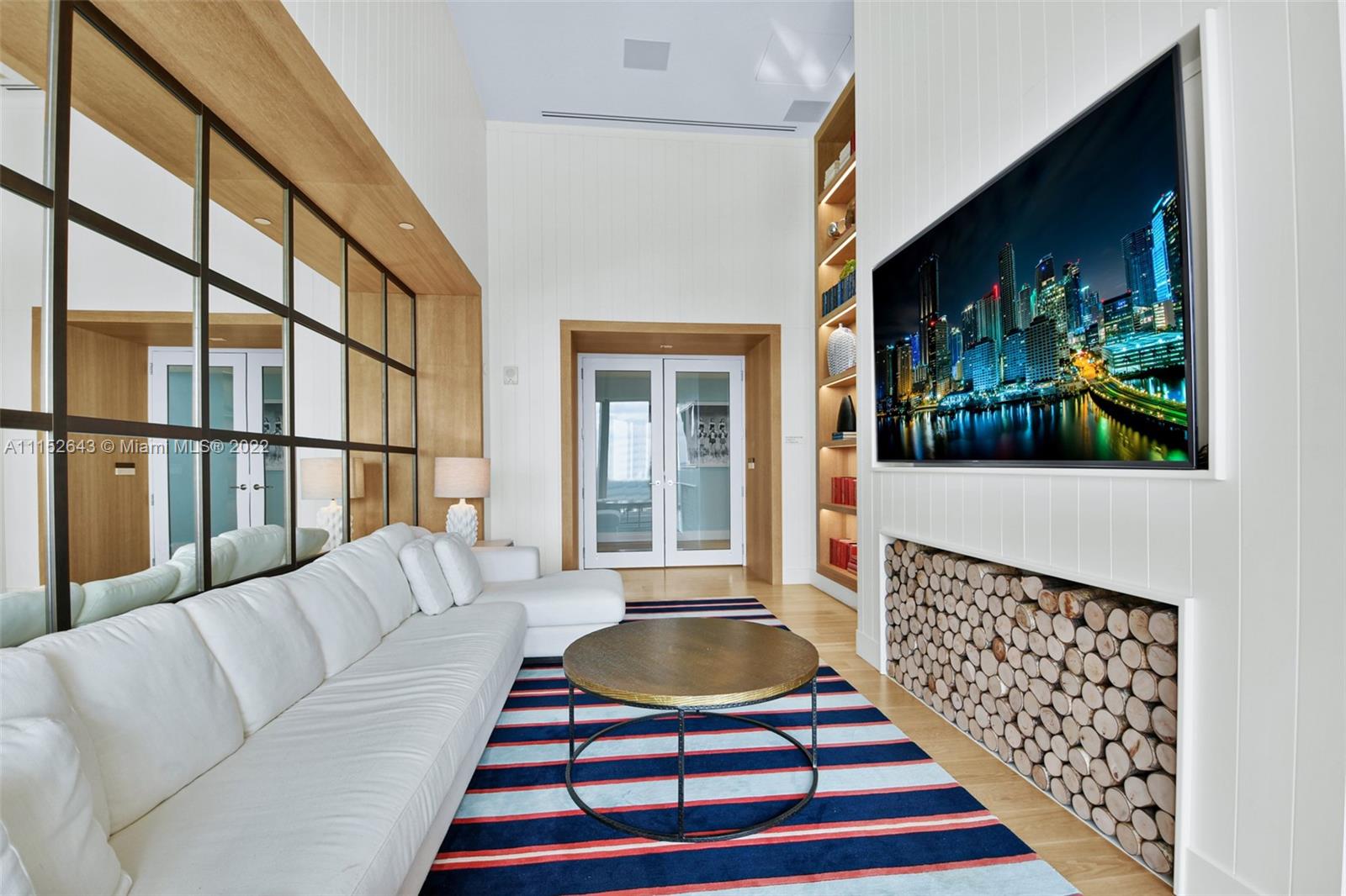 Ritz Carlton Residences - Residential