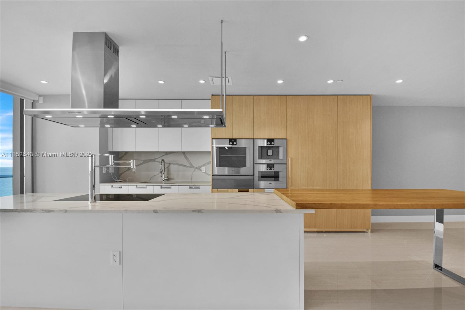 Ritz Carlton Residences - Residential
