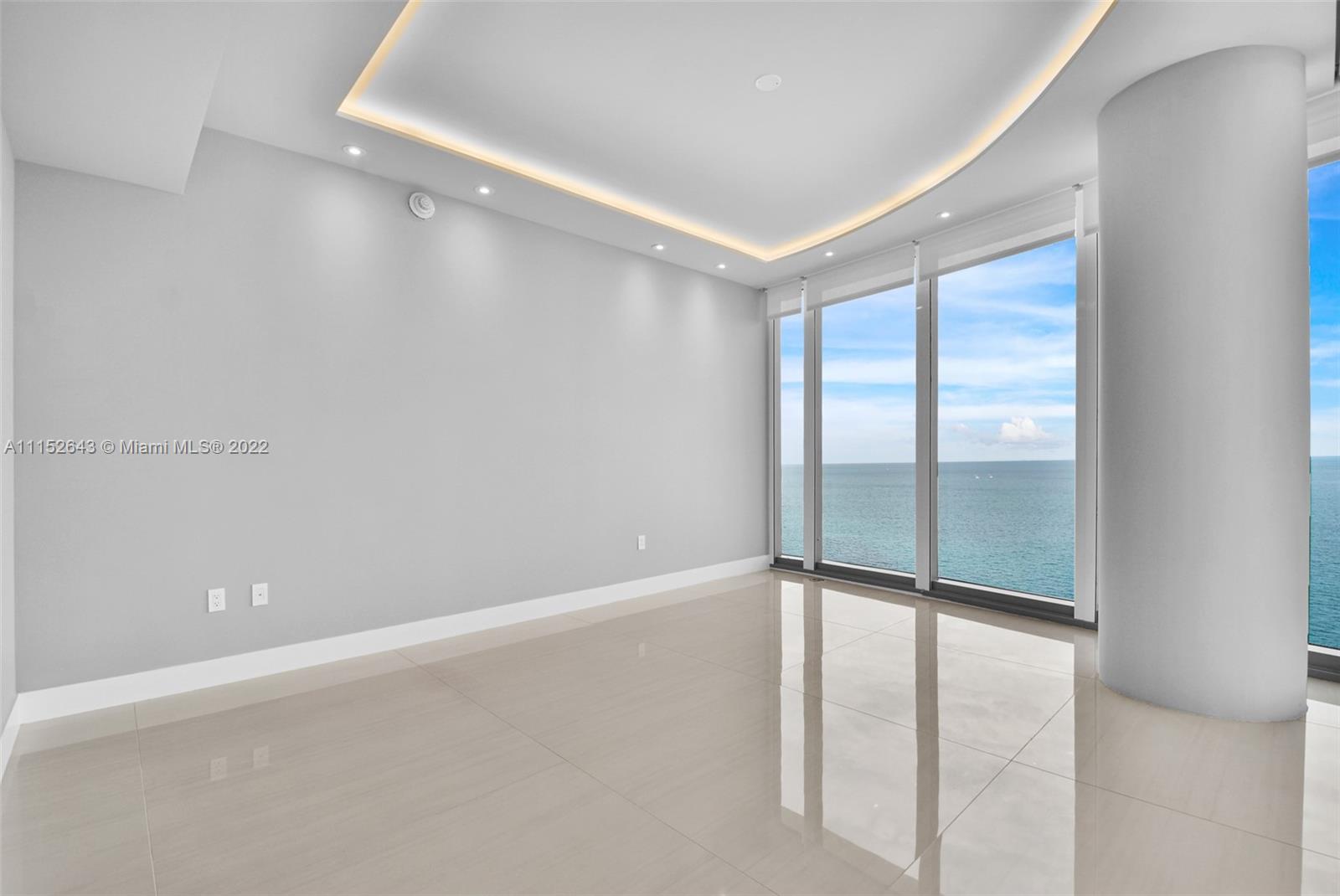 Ritz Carlton Residences - Residential