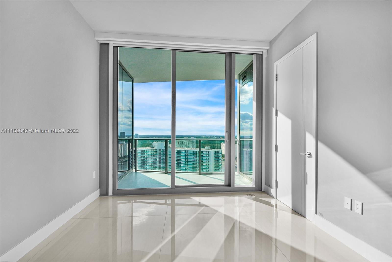 Ritz Carlton Residences - Residential
