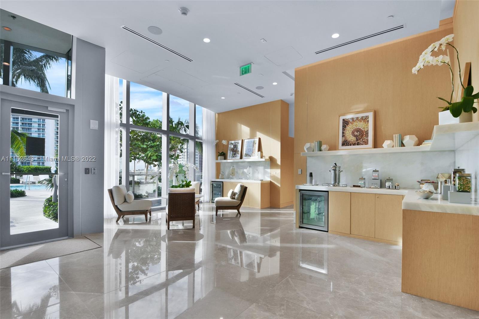 Ritz Carlton Residences - Residential