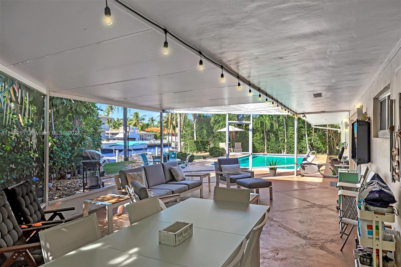 EASTERN SHORES - Residential