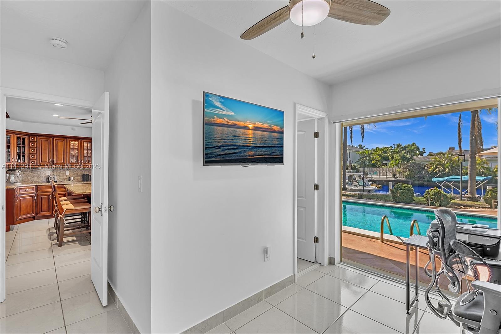 EASTERN SHORES - Residential