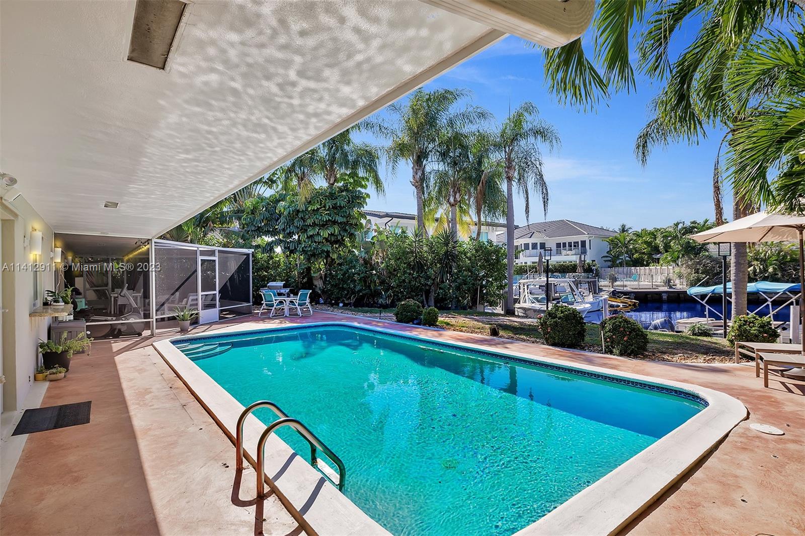 EASTERN SHORES - Residential