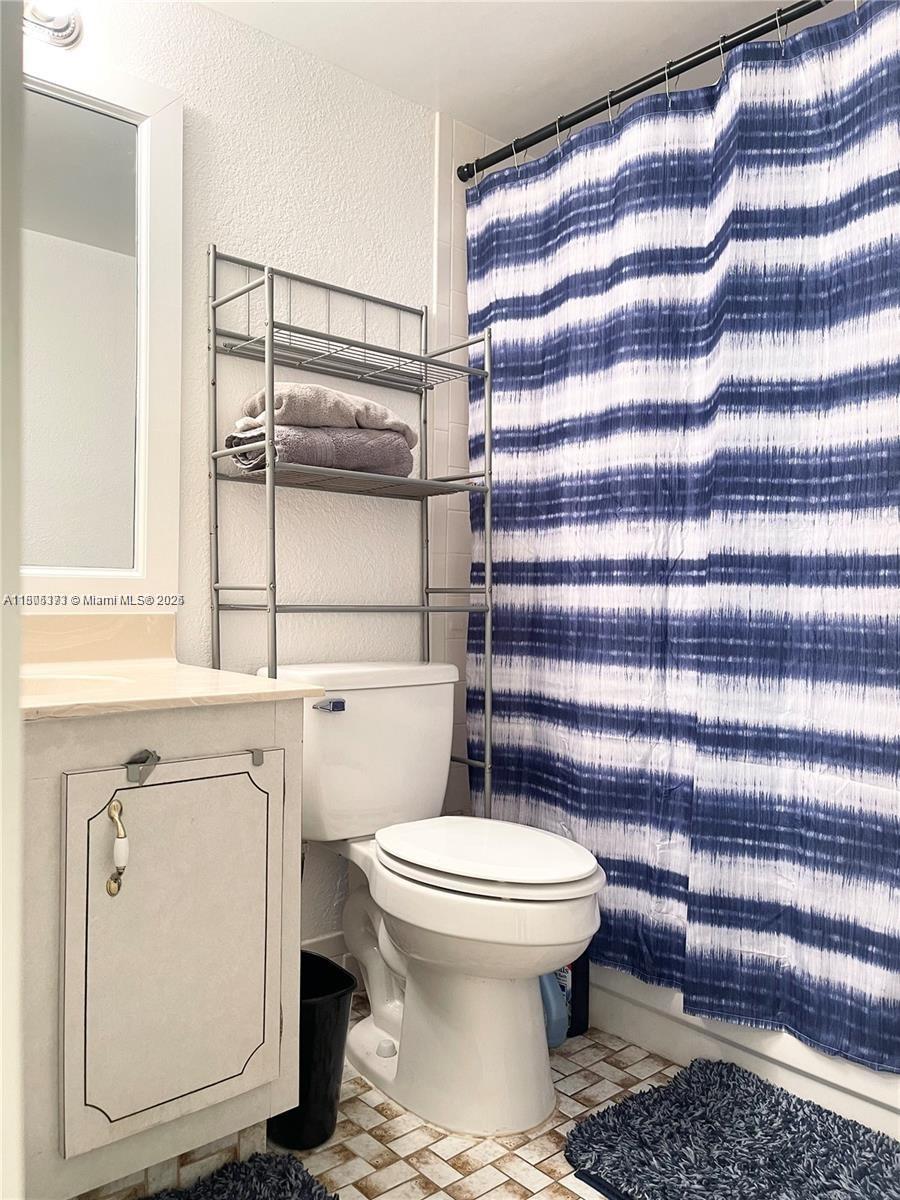 BERMUDA CLUB FOUR CONDO - Residential