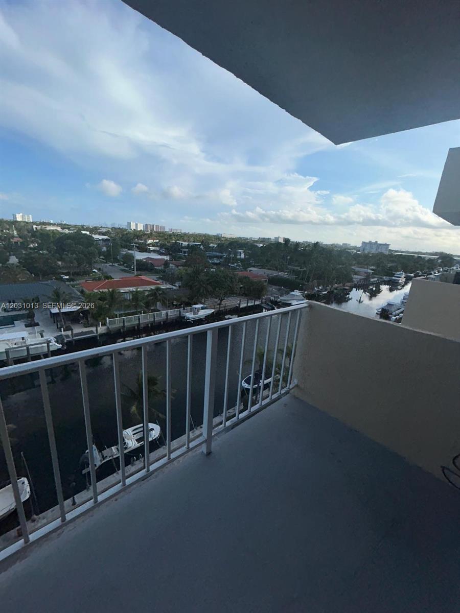 VECINO DEL MAR CONDO - Residential Lease