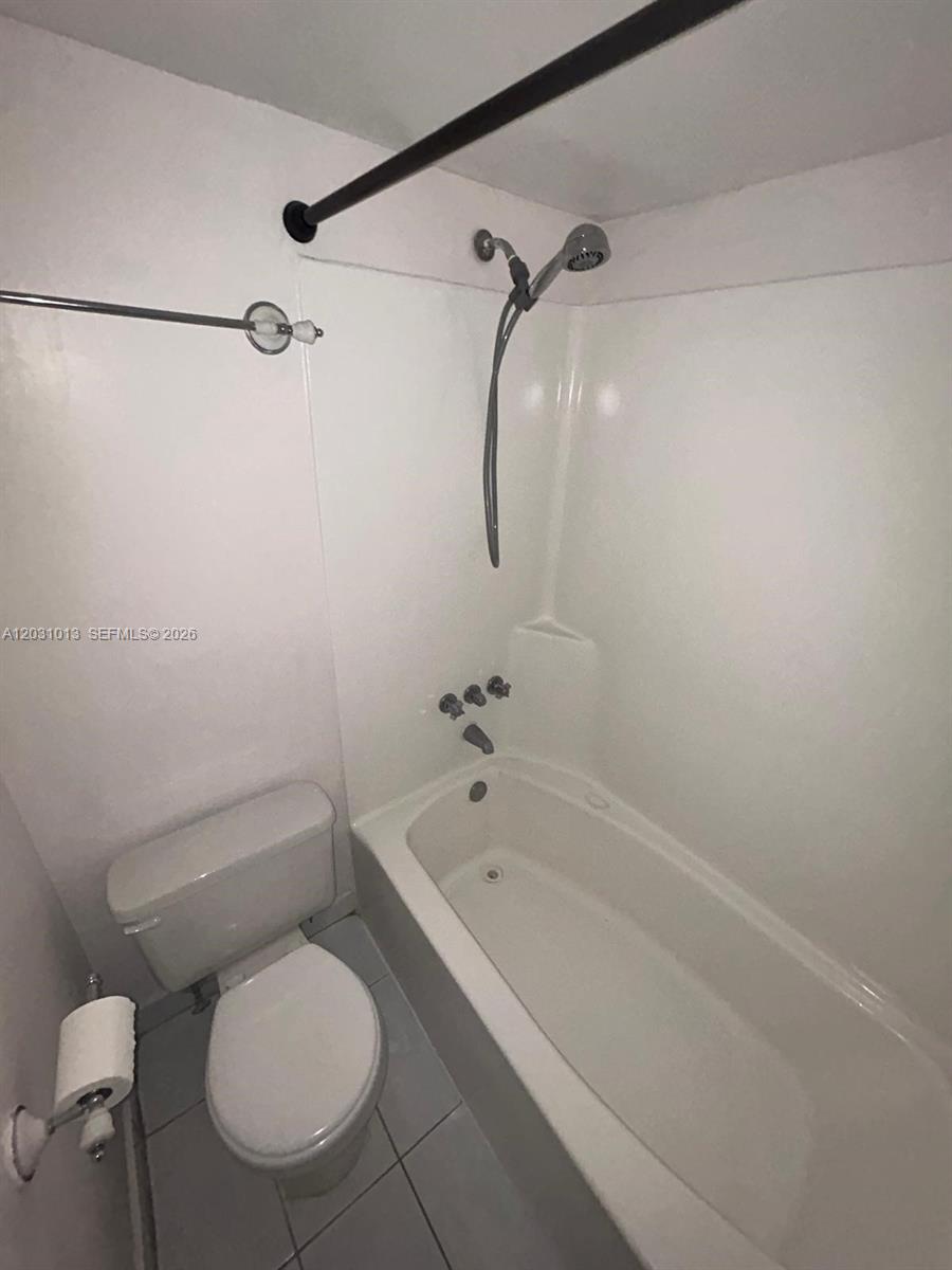 VECINO DEL MAR CONDO - Residential Lease
