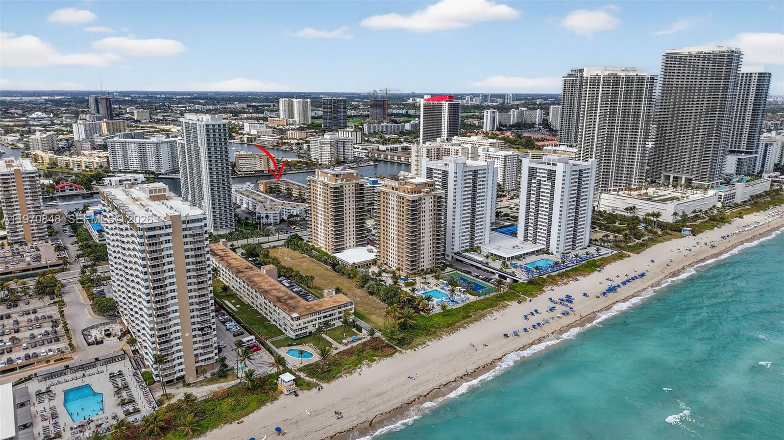 ISLANDS-JAMAICA CONDO - Residential