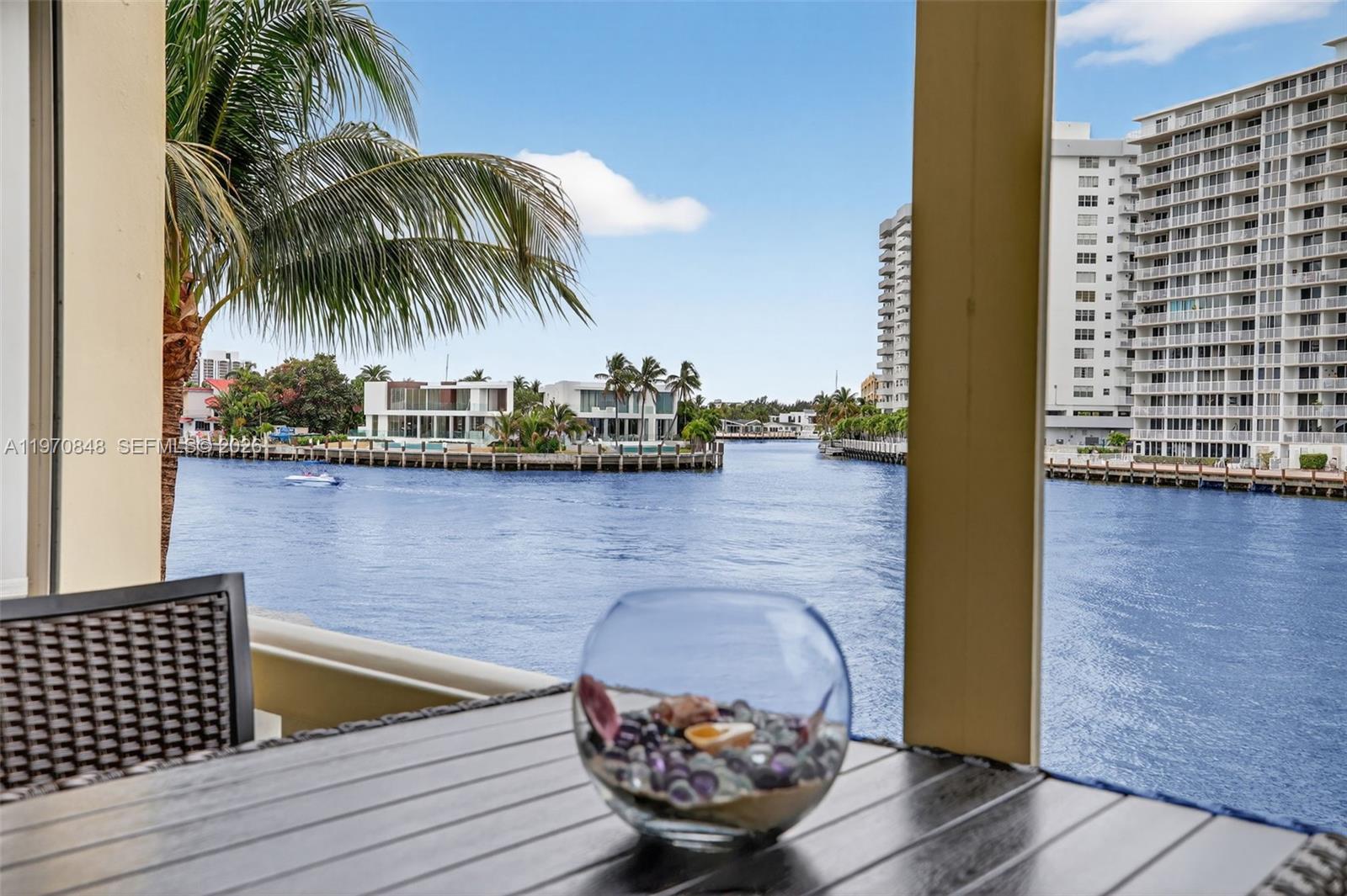 ISLANDS-JAMAICA CONDO - Residential