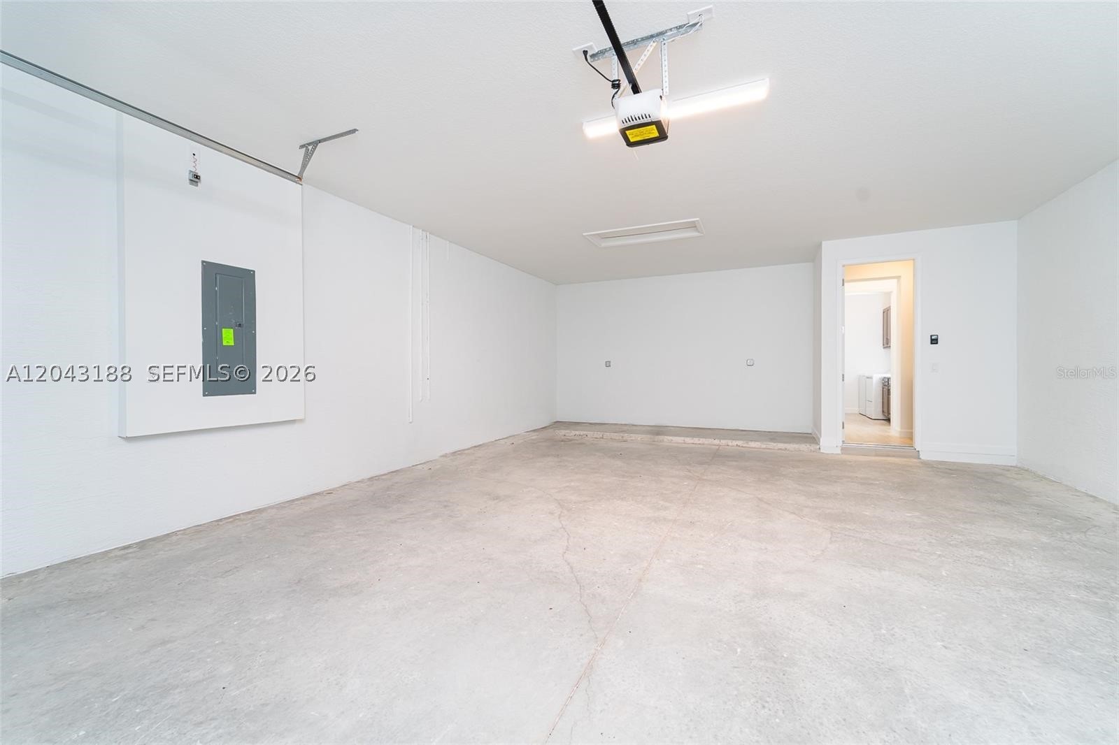 TESORO PLAT NO 20 - Residential