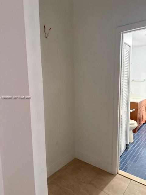 VILLAS OF DEERWOOD REPLAT - Residential Lease