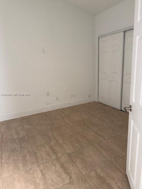 VILLAS OF DEERWOOD REPLAT - Residential Lease