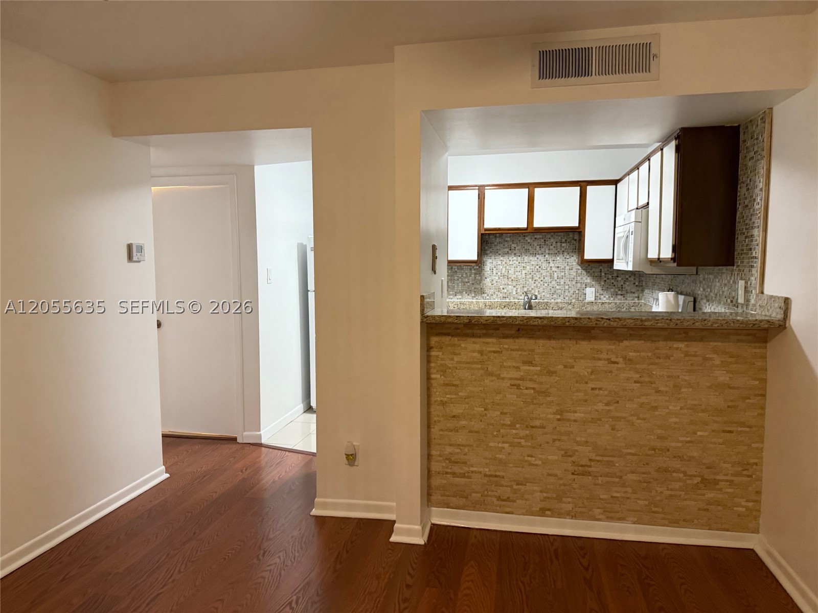 HAMMOCKS TRAILS CONDO - Residential Lease