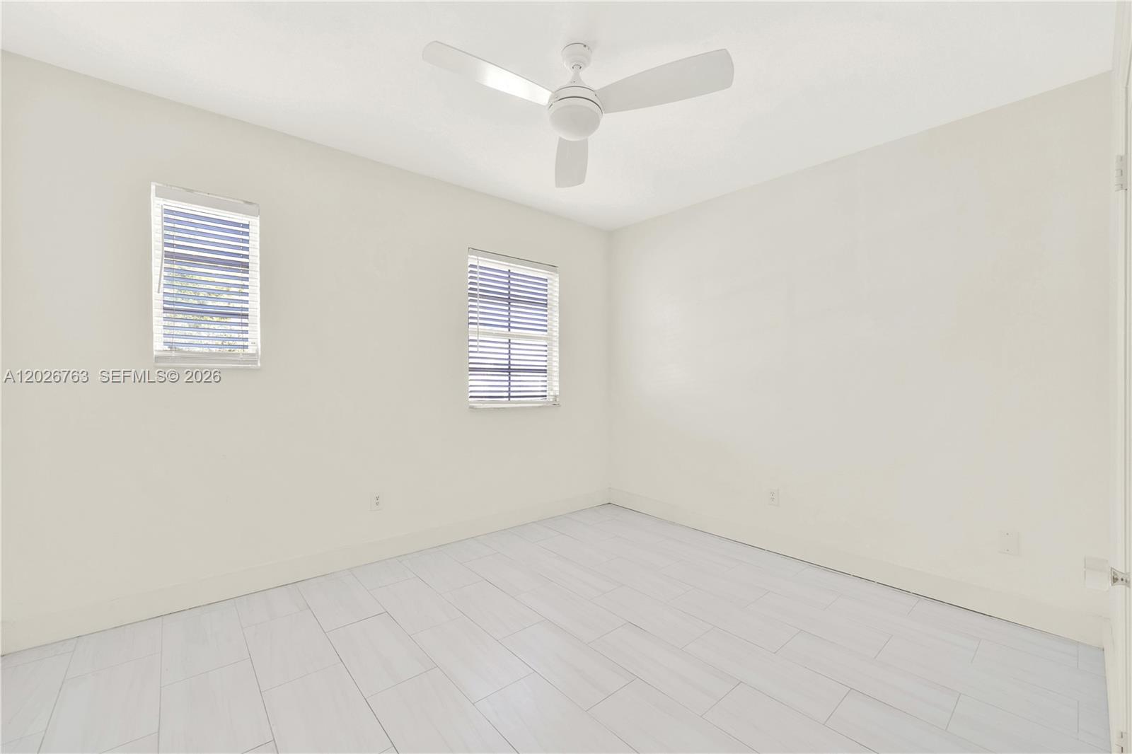 ART DECO CONDO - Residential Lease