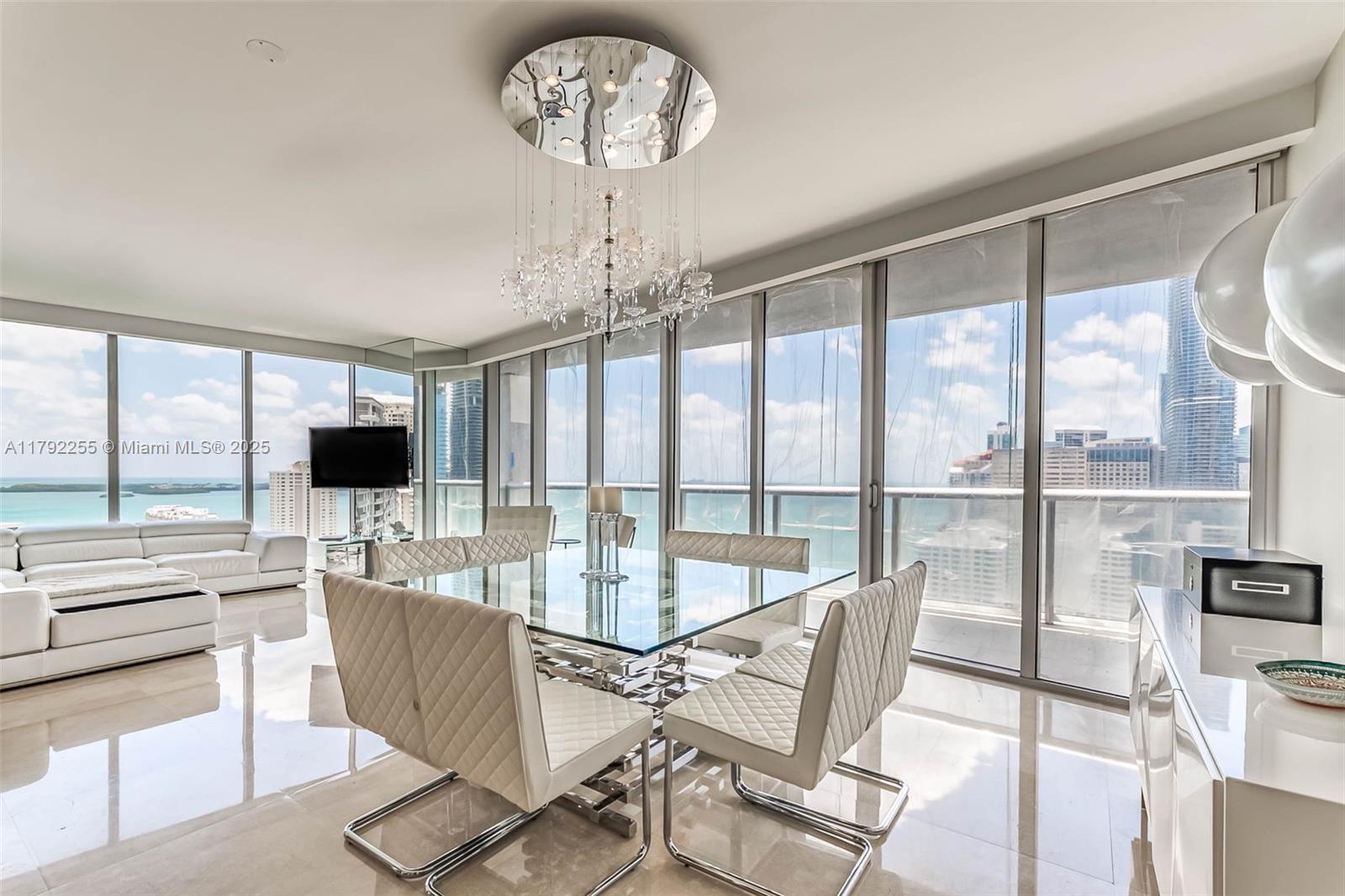 ICON BRICKELL NO TWO - Residential