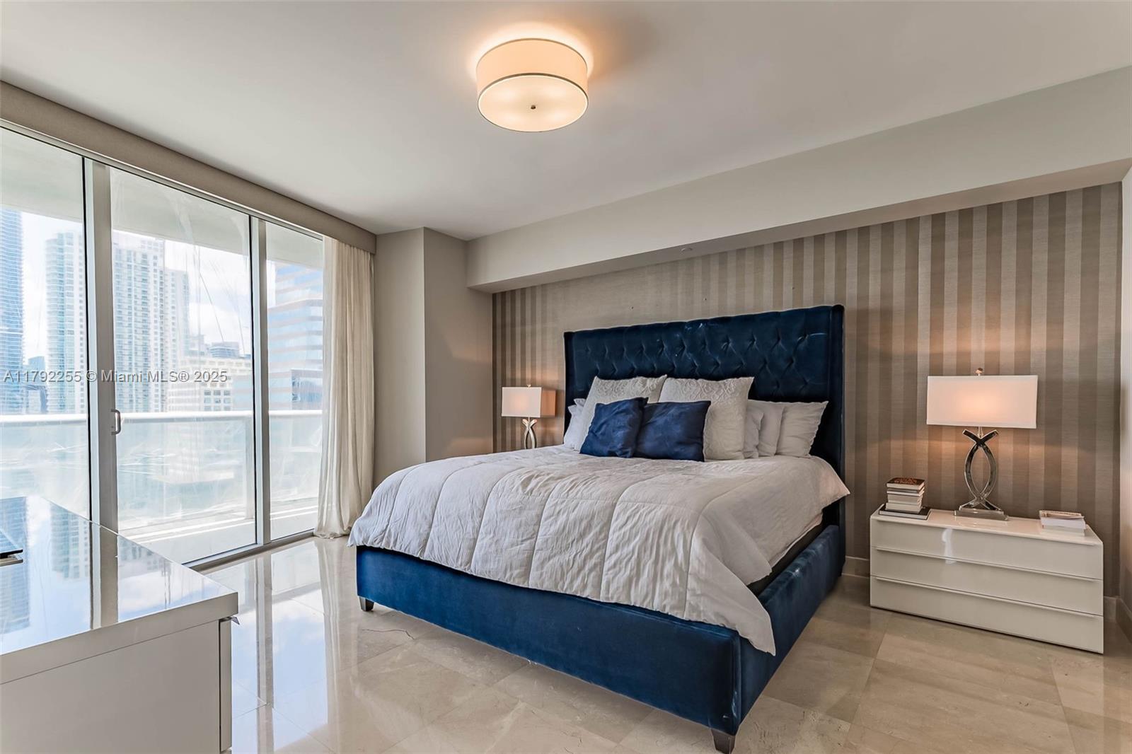 ICON BRICKELL NO TWO - Residential